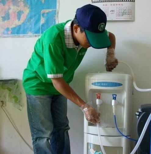 飲水機(jī)清洗 深圳飲水機(jī)清洗公司 深圳飲水機(jī)清洗價格 深圳飲水機(jī)清
