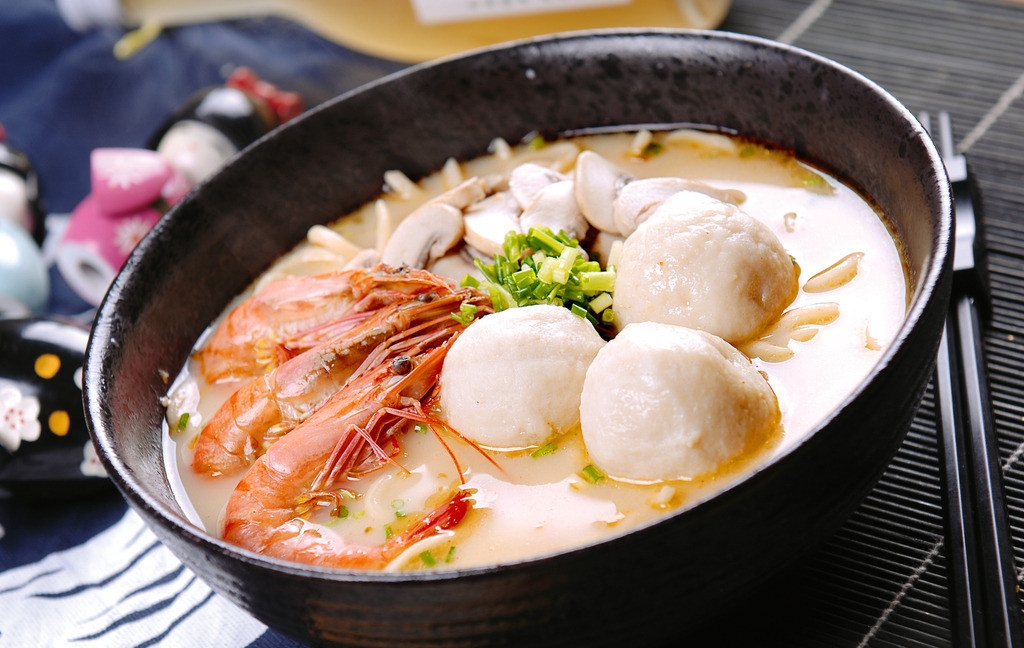 菲凡食品_潮汕手打羊肉丸批發(fā)廠家