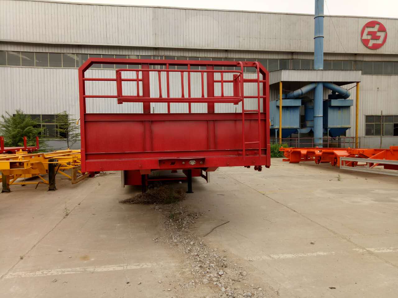 半掛車廠家價格，半掛車廠家供應(yīng)，半掛車生產(chǎn)廠家，半掛車廠家報價