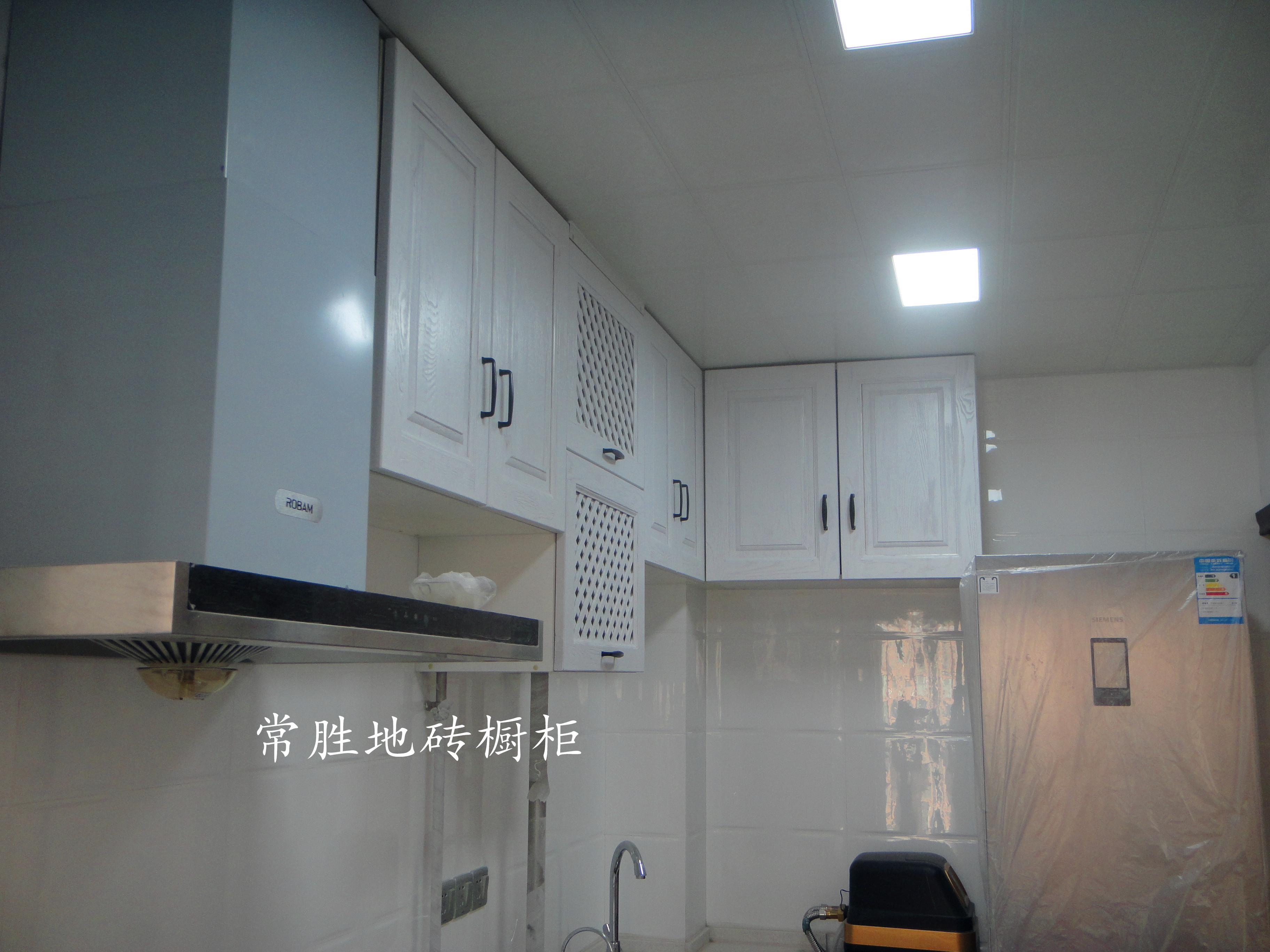 廚房裝修櫥柜到底要不要做到頂？常勝地磚櫥柜 廚房櫥柜