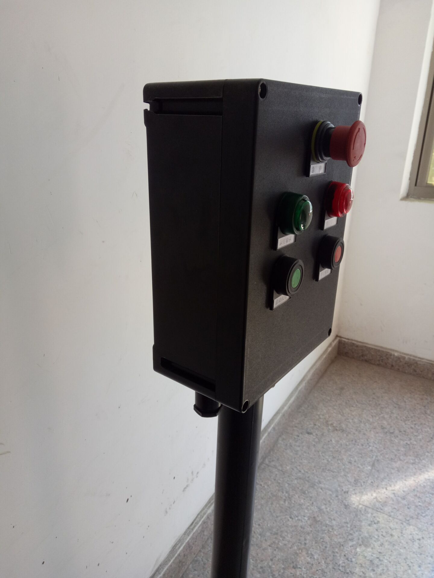 BZC8050防爆防腐操作柱