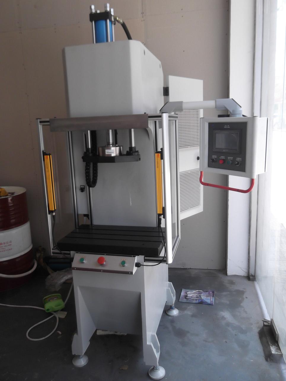 襯套壓裝機，油封壓裝機，減速器壓