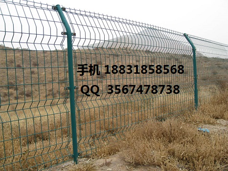 三角折彎護欄網(wǎng) 折彎護欄網(wǎng) 壓彎護欄網(wǎng)