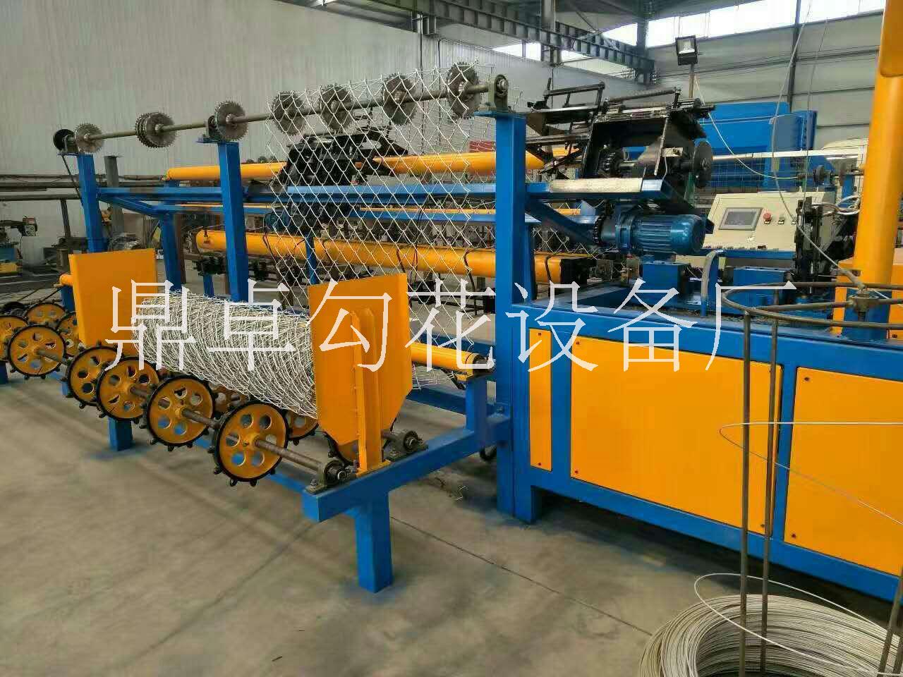 河北全自動(dòng)勾花網(wǎng)設(shè)備 絲網(wǎng)設(shè)備魚簍網(wǎng)設(shè)備鉤花網(wǎng)全自動(dòng)設(shè)備