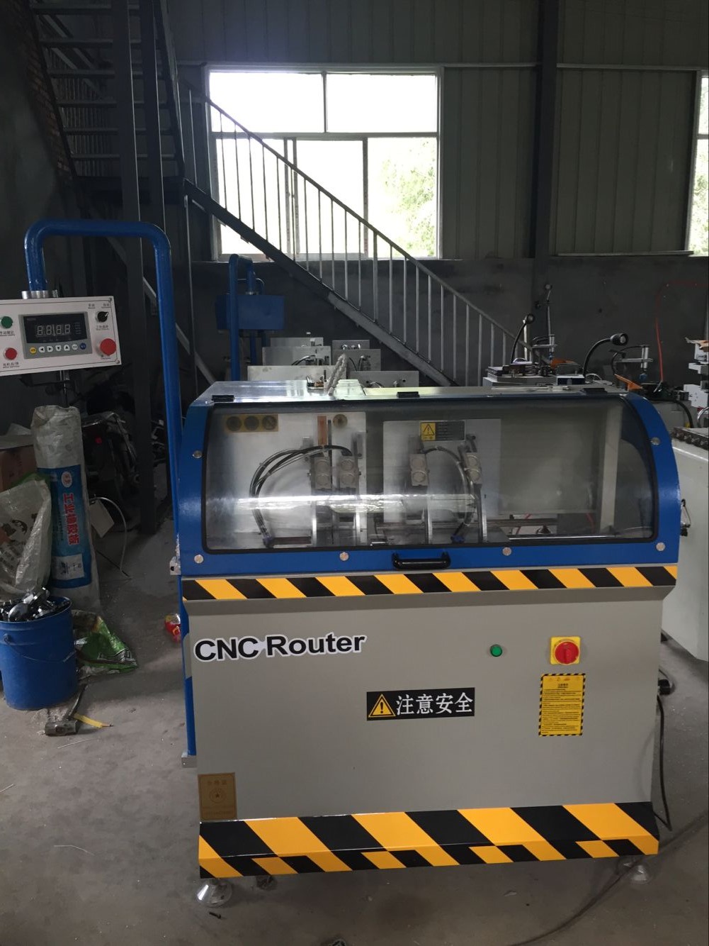 東營門窗設(shè)備