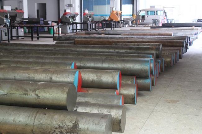 718HH－高鏡面塑膠模具鋼