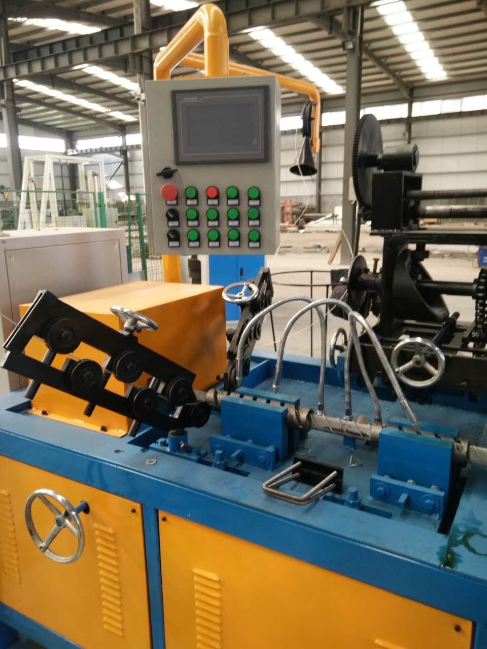 河北全自動(dòng)勾花網(wǎng)設(shè)備 絲網(wǎng)設(shè)備魚簍網(wǎng)設(shè)備鉤花網(wǎng)全自動(dòng)設(shè)備