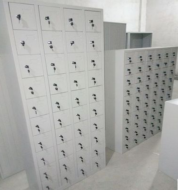 木柜廠家直銷手機(jī)存放柜 學(xué)校手機(jī)柜采購(gòu)供應(yīng) 車間管理柜出售
