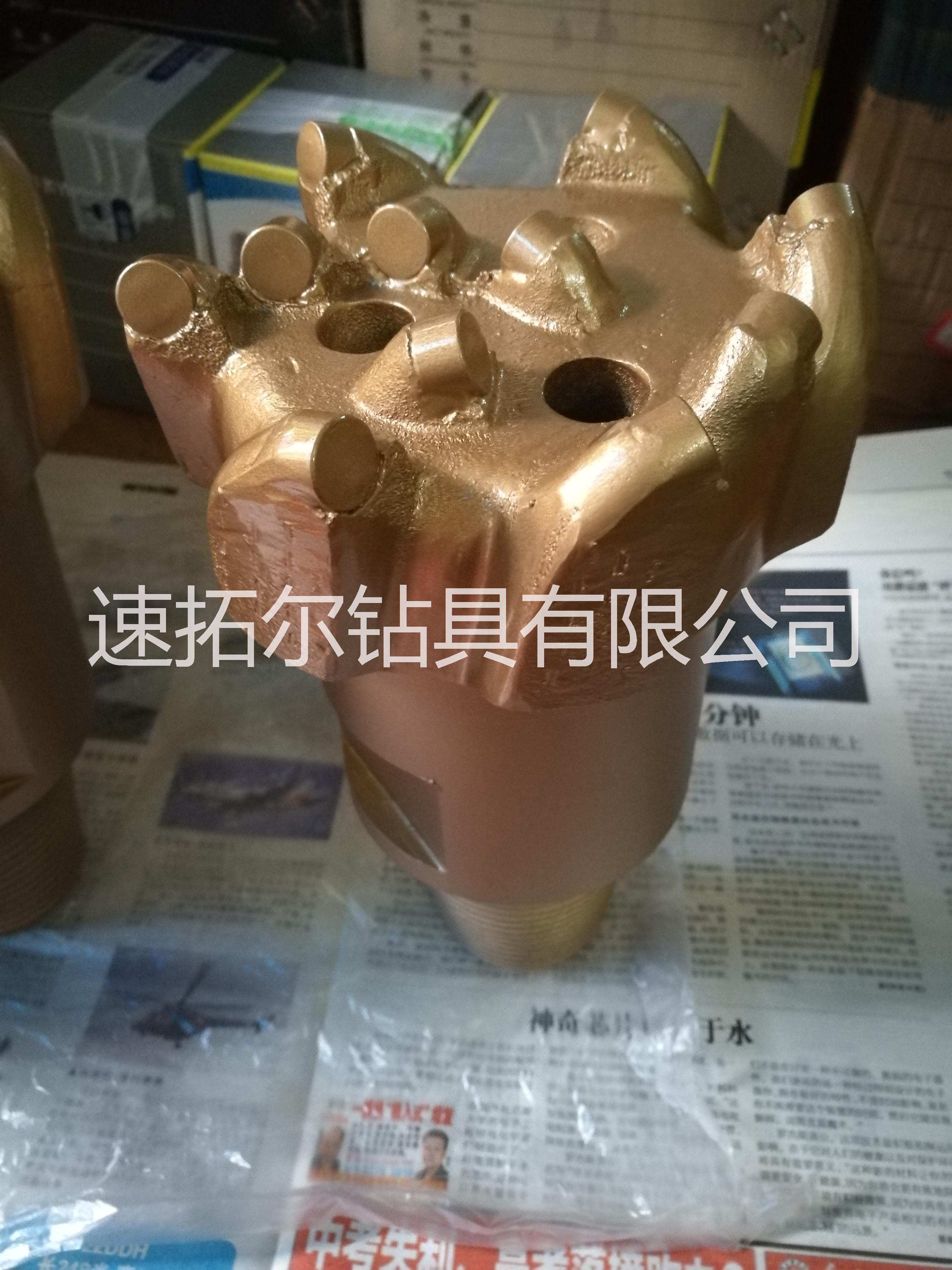 安徽133號平頂燒結(jié)體復(fù)合片鉆頭