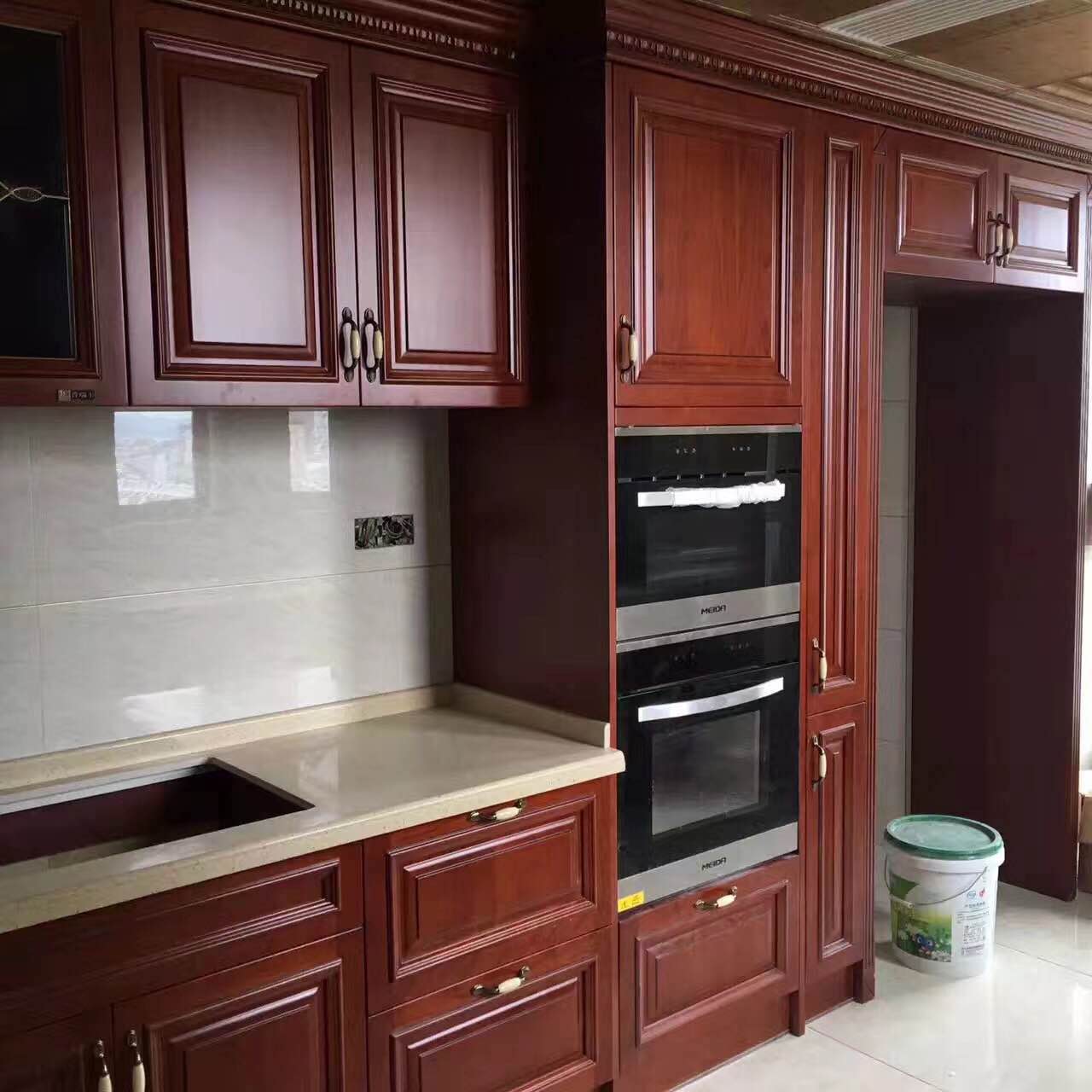 余杭睿兔實木櫥柜定制 余杭睿兔實木櫥柜真實木真口碑 睿兔實木整體櫥柜定制