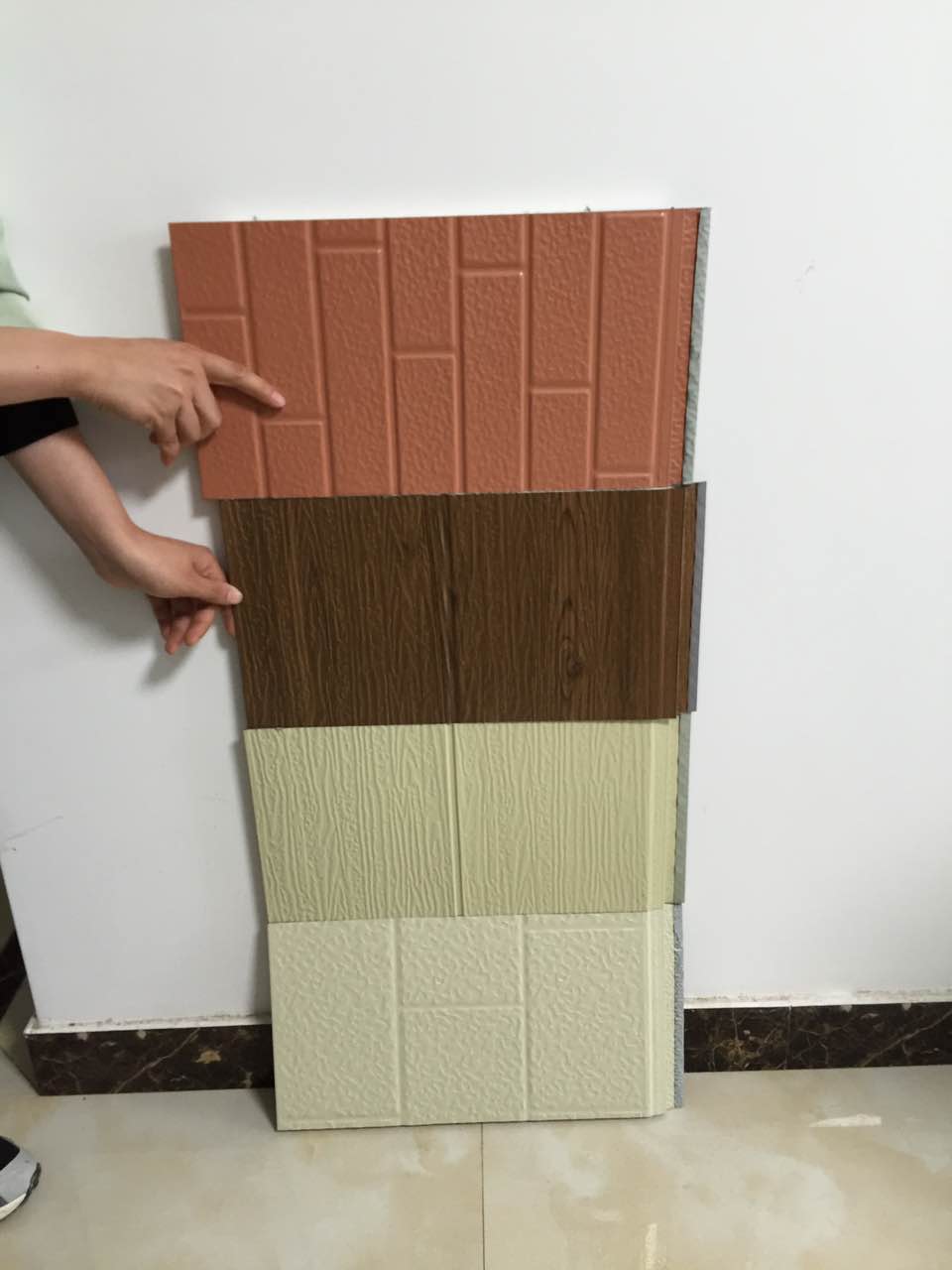 河南佳萬(wàn)佳金屬雕花板磚紋外墻裝飾掛板