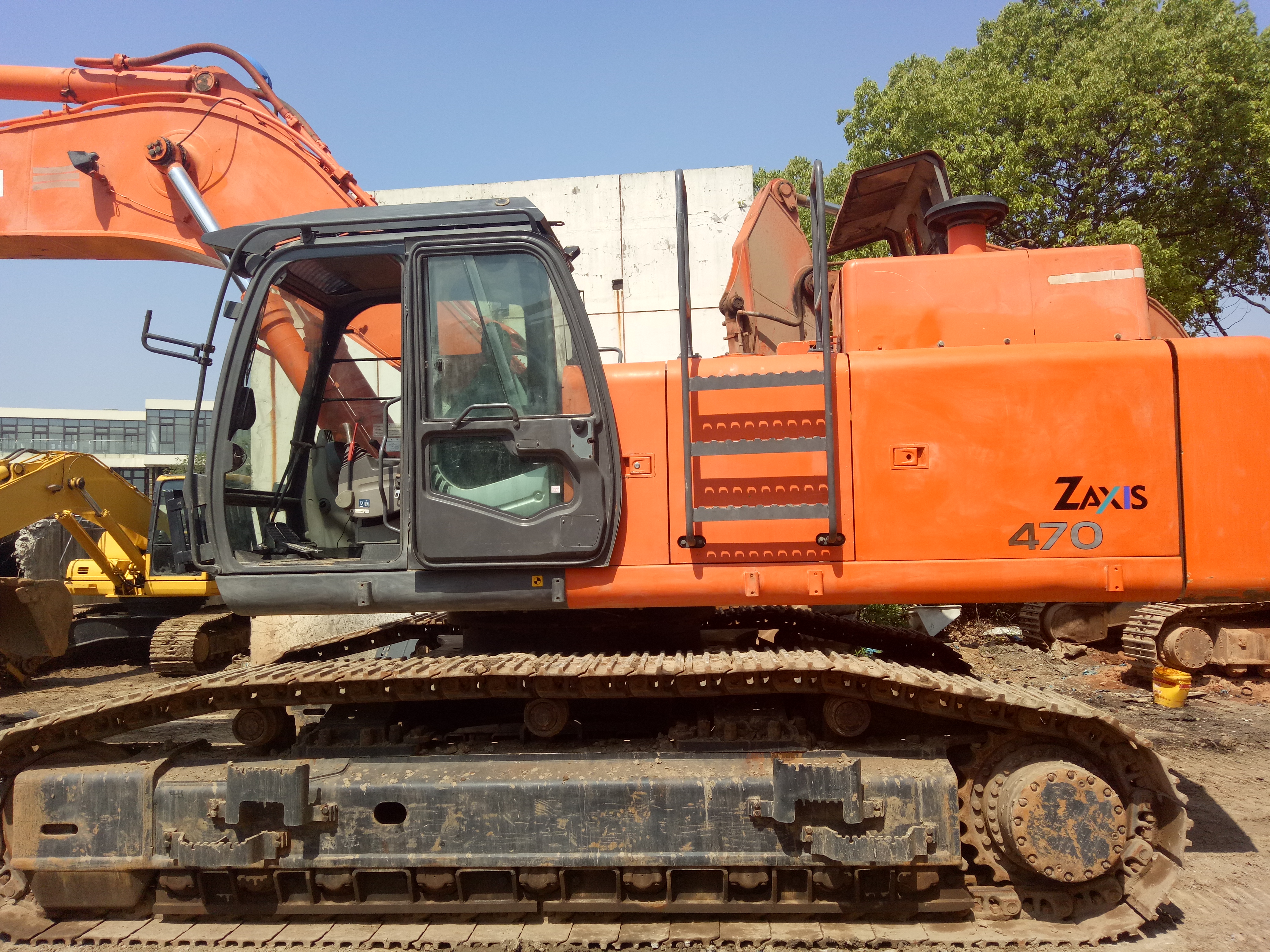 二手日立470挖掘機多少錢