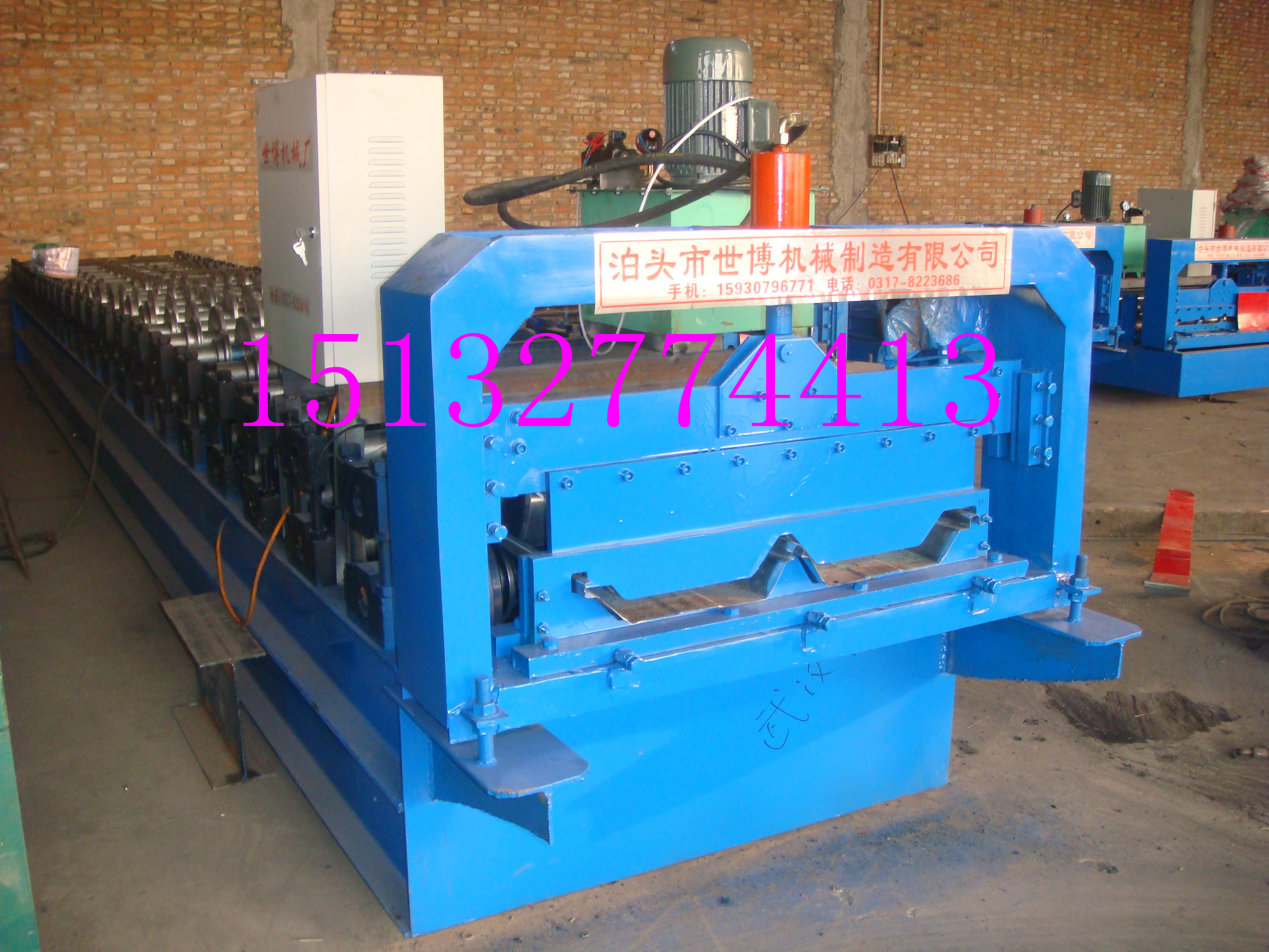 供應(yīng)820型角馳壓瓦機(jī)