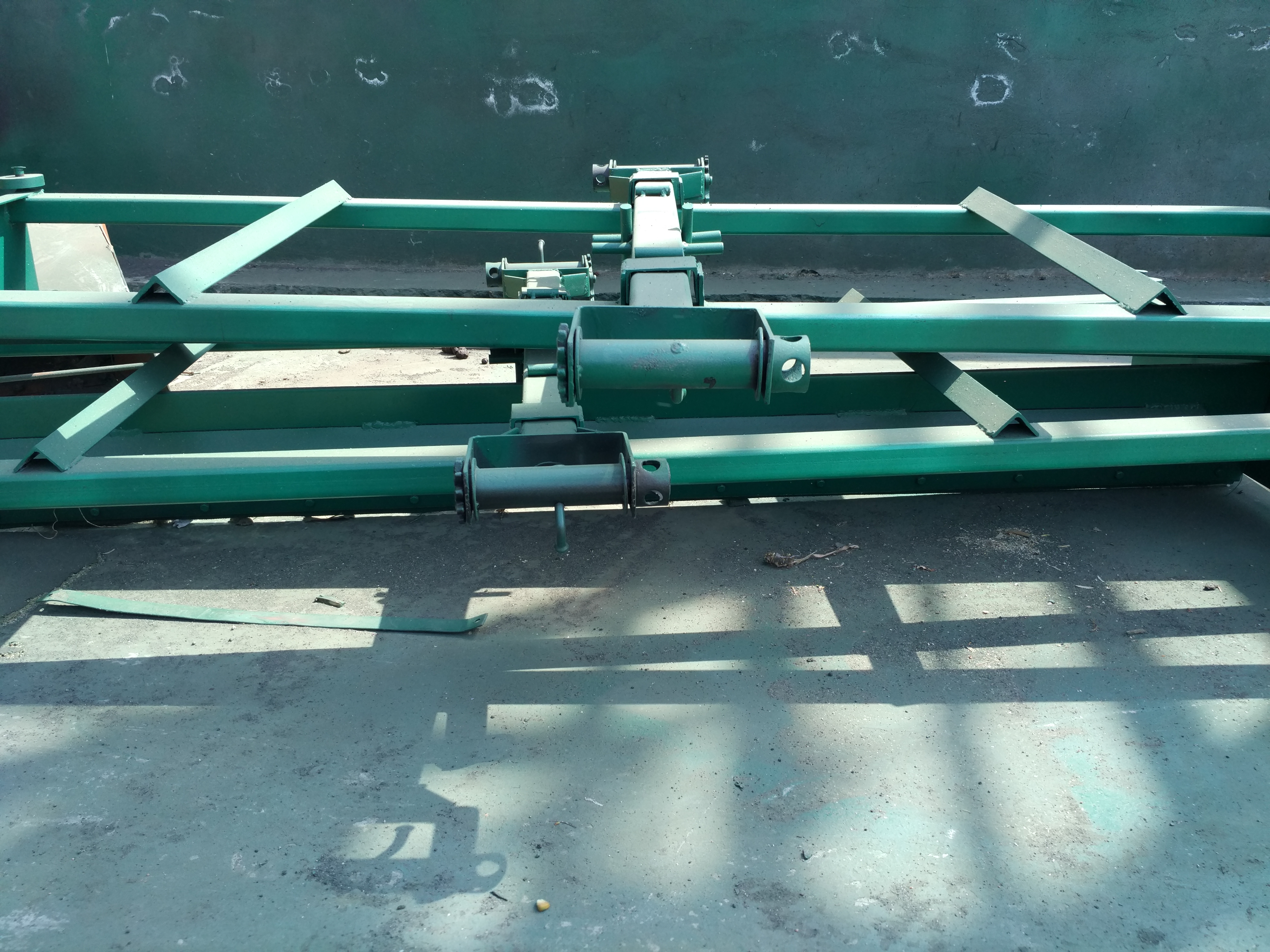 山東養(yǎng)殖設(shè)備刮糞機(jī)清糞機(jī)廠家