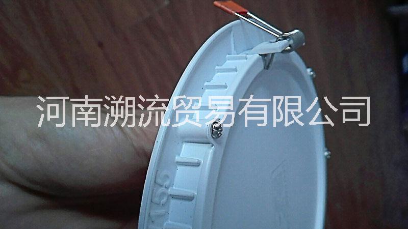 超薄面板燈三點灣品牌生產(chǎn)廠家價格