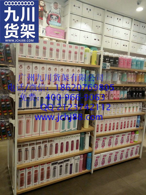 南長區(qū)KM卡門男裝店貨架廠直銷中