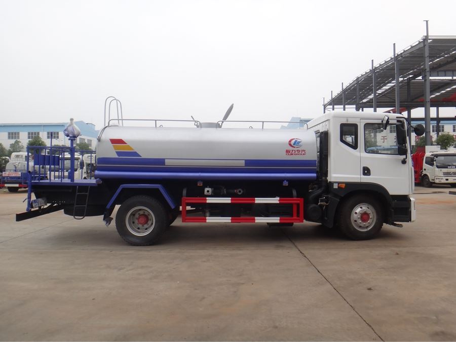 東風(fēng)D9灑水車價(jià)格_工程灑水車價(jià)格_東風(fēng)國(guó)五灑水車價(jià)格