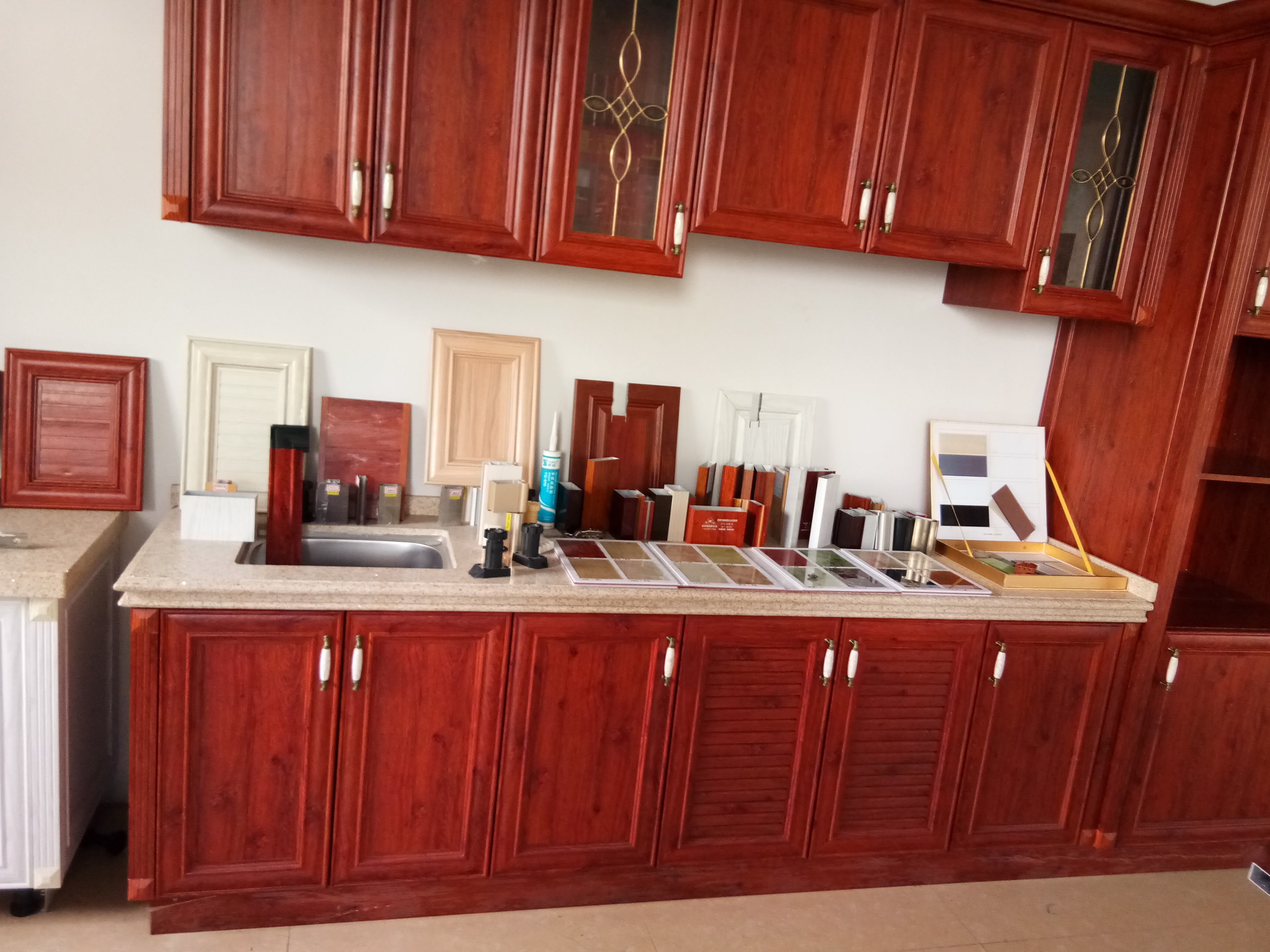 鋁合金櫥柜陶瓷合金櫥柜鋁材銷售成品定制廠家直銷