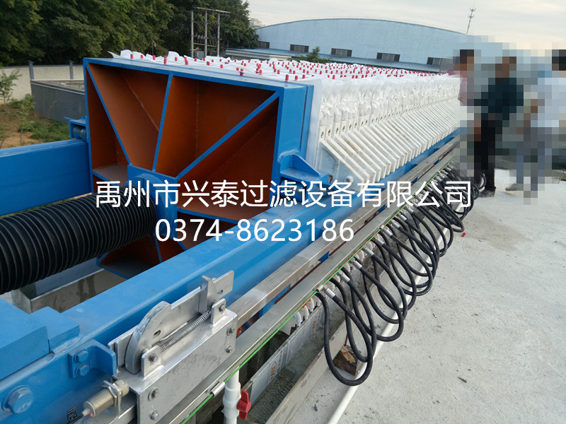 興泰100平方全自動隔膜壓濾機(jī)