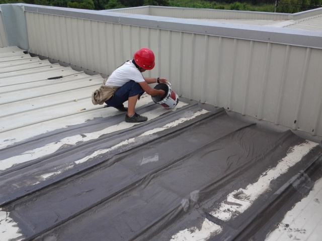 東莞市墻壁清洗公司_東莞鐵皮瓦防水補(bǔ)漏_萬江衛(wèi)生間防水堵漏企業(yè)