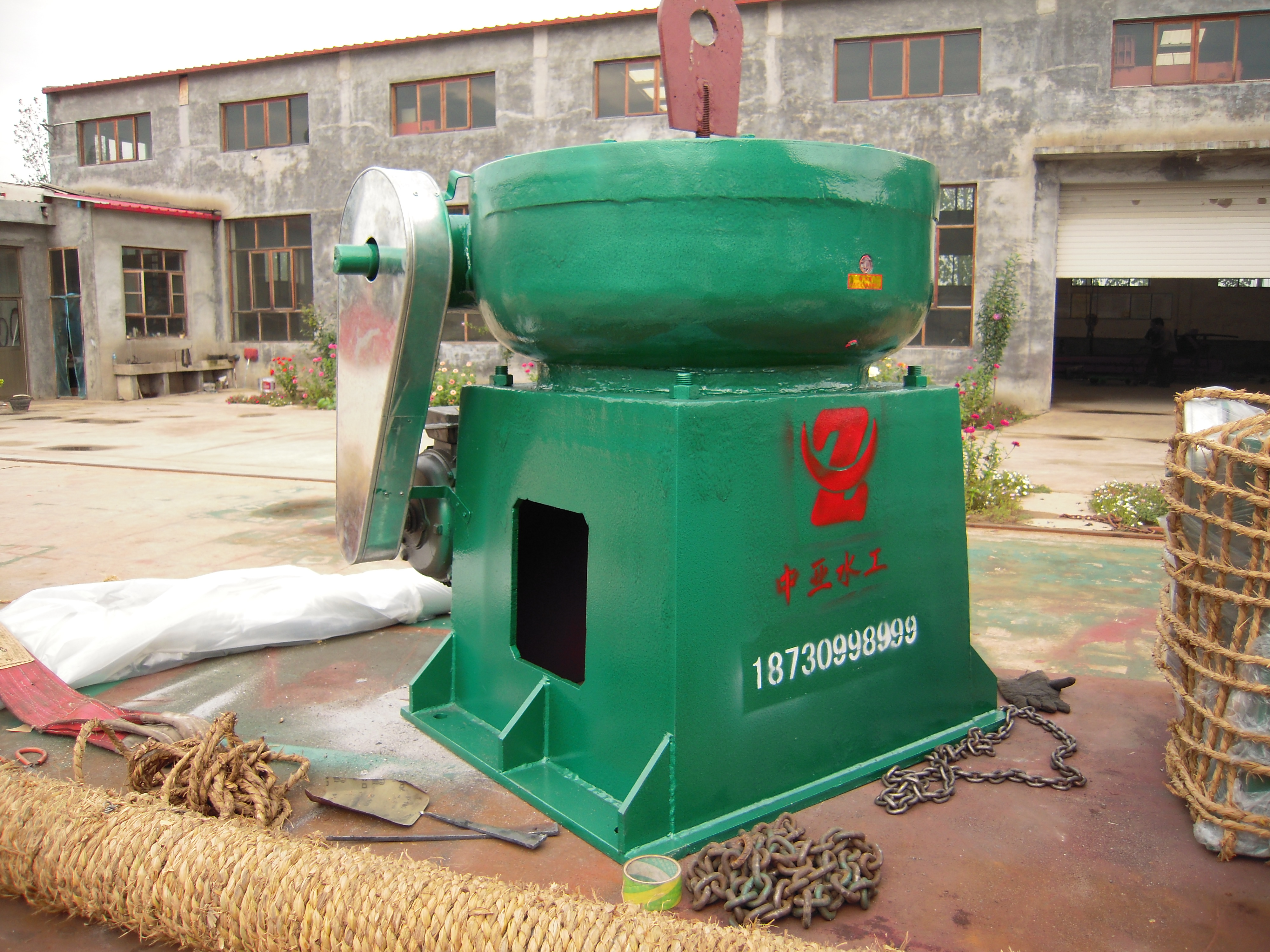 啟閉機(jī)閘門 閘門 及啟閉機(jī)