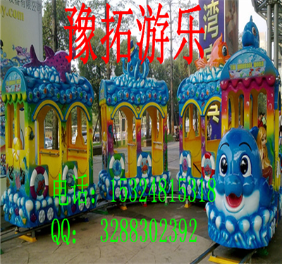 趕廟會商場無軌小火車室內(nèi)