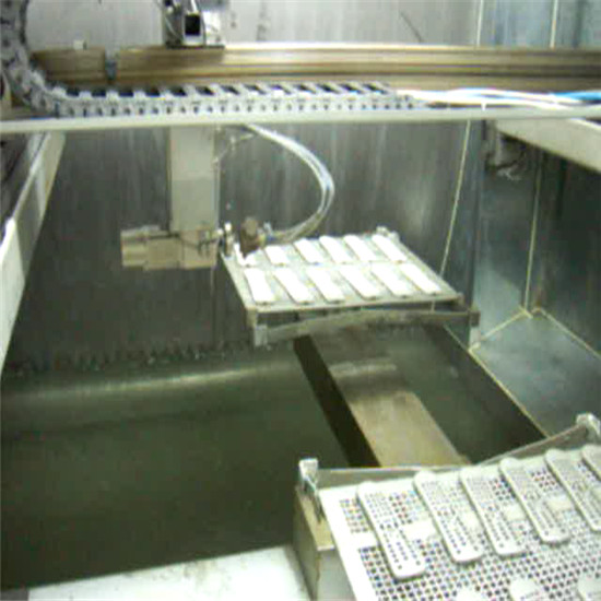 三軸往復(fù)機等種產(chǎn)品涂裝自動化松崎SQ-0300X