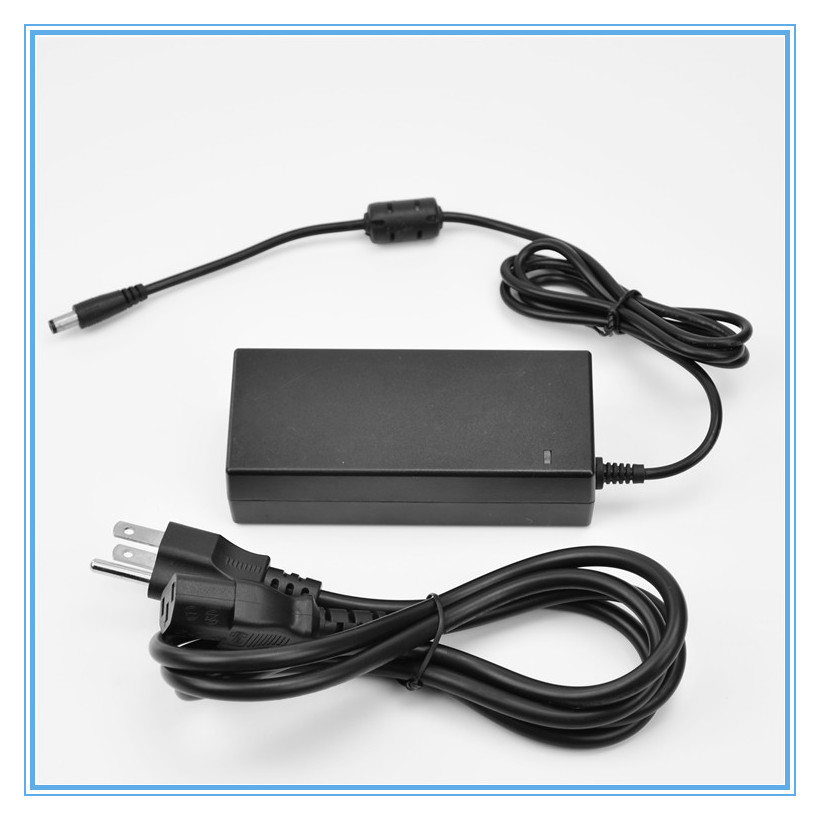 廠家供應(yīng)LED燈條12V5A電源適配器 過CE BS CCC GS SAA PSE PSE UL認(rèn)證