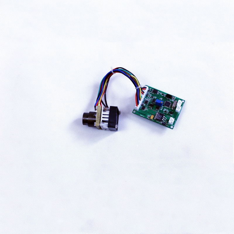 西安鐳澤電子供應(yīng)在線檢測光源光纖激光器808nm光纖激光器