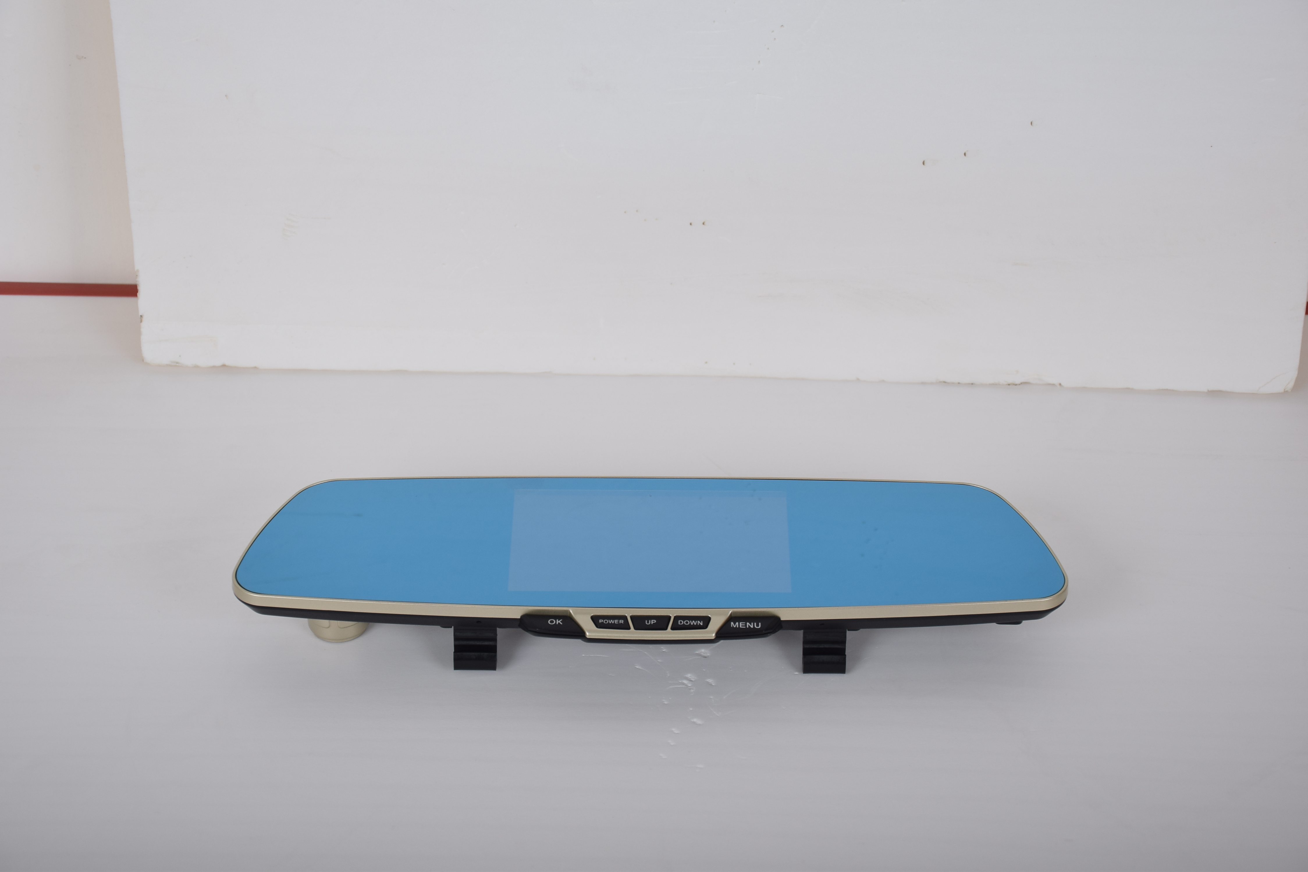 胎壓監(jiān)測行車記錄儀一體機(jī)