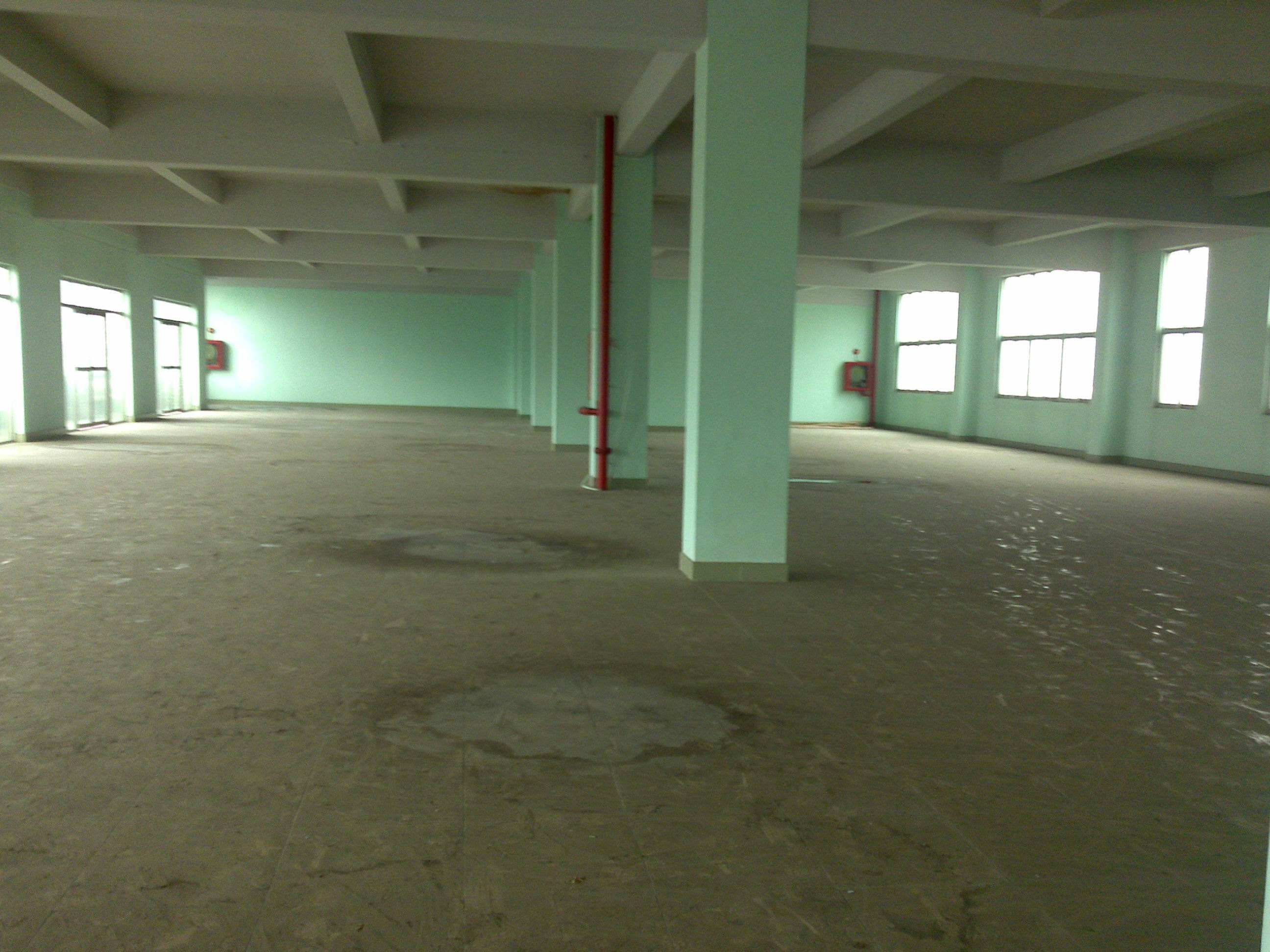 東莞市建筑防水補(bǔ)漏公司_東莞市金屬屋面防水堵漏價(jià)格