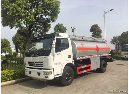 批發(fā)：油罐車 高空作業(yè)車 現(xiàn)車