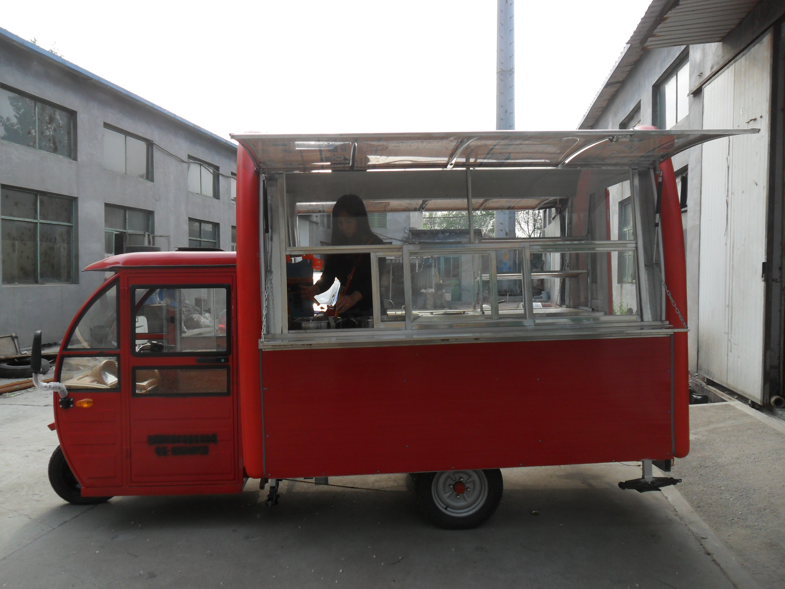 電動三輪多功能小吃車 電動三輪多功能小吃車早餐車