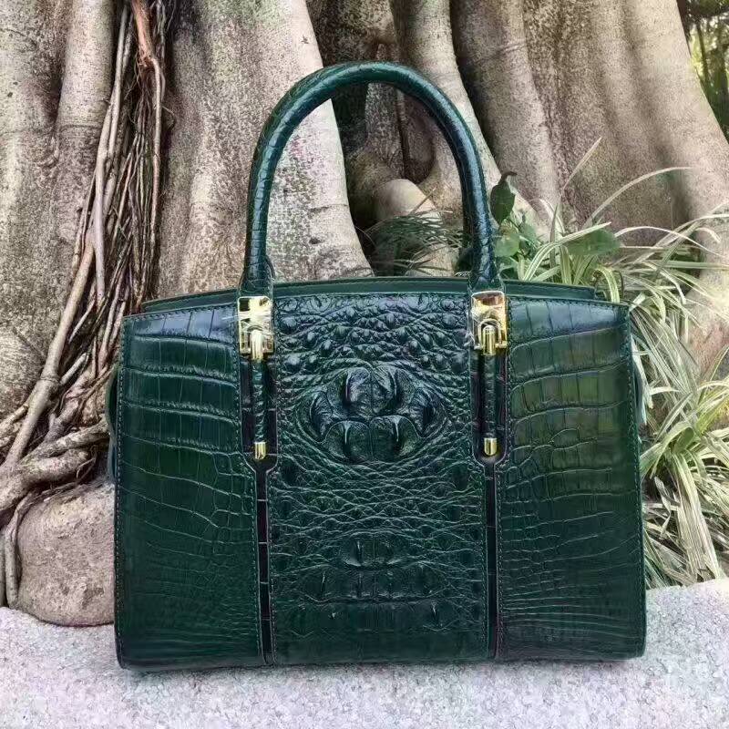 大連鱷魚皮女包批發(fā)中心