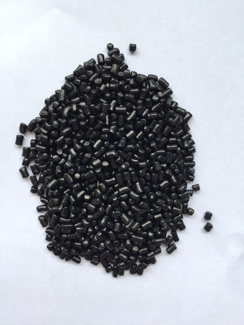山東濱州無載體黑色母粒  質(zhì)優(yōu)價(jià)廉，廠家直銷
