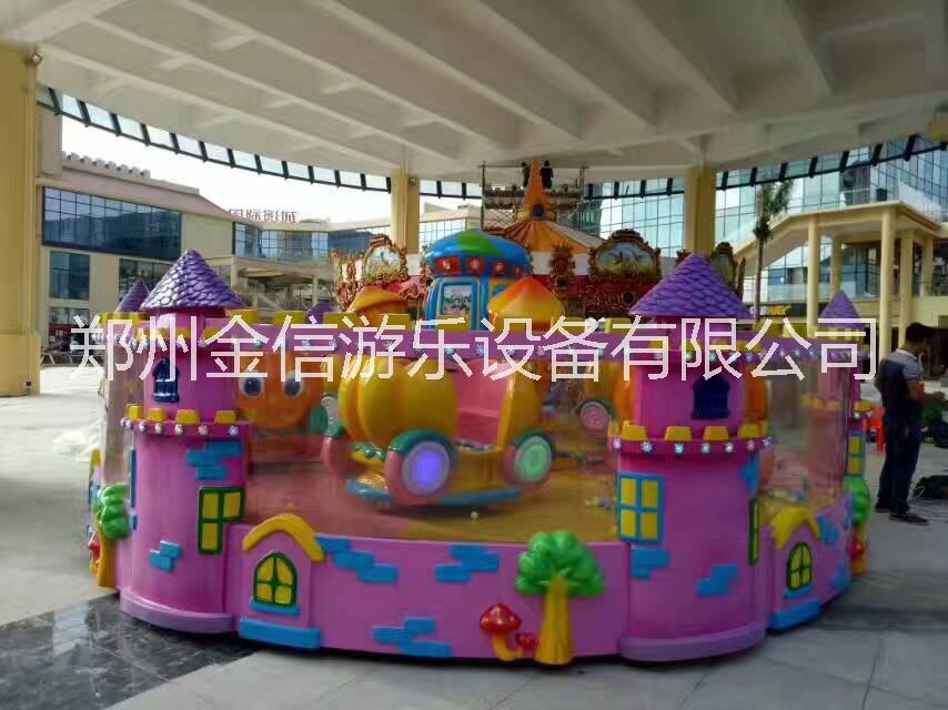 鄭州金信游樂設備歡樂旋轉城堡，新型歡樂噴球車生產廠家