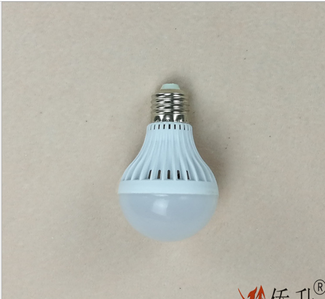 LED球泡E27聲光控球泡燈3W,5W,7W,9W 樓道過(guò)道走廊智能燈具批發(fā)