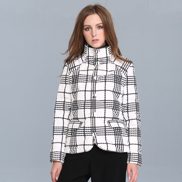 大型羽絨服加工廠家廣州擎宇服裝專業(yè)羽絨服生產(chǎn)廠家