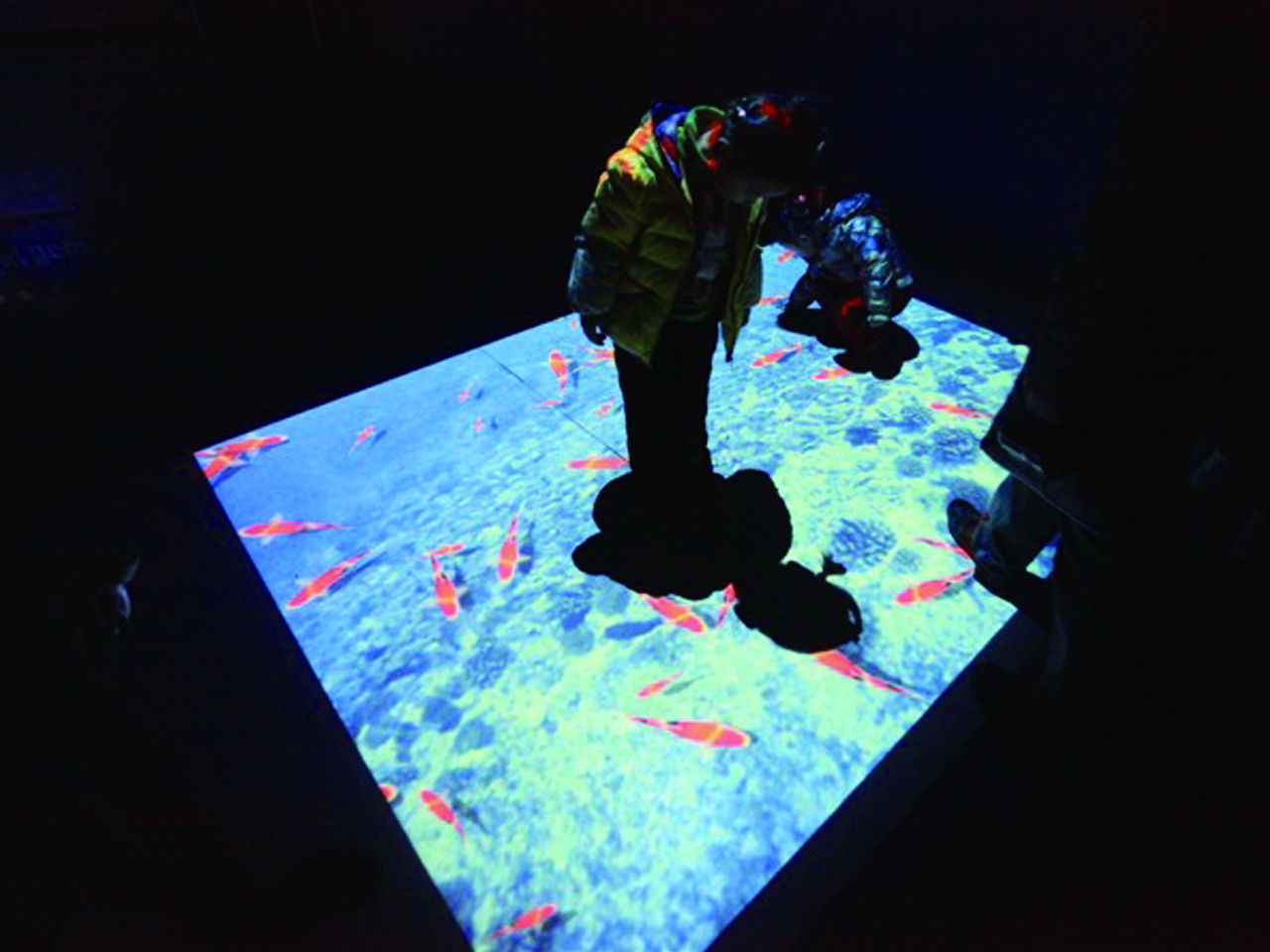 地面互動出租 體感游戲出租  地面互動投影出租 體感游戲出租 南京設(shè)備租賃服務(wù)