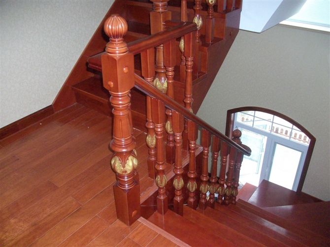 *實木樓梯扶手立柱彎頭實木樓梯立柱價格樓梯立柱廠家樓梯立柱行