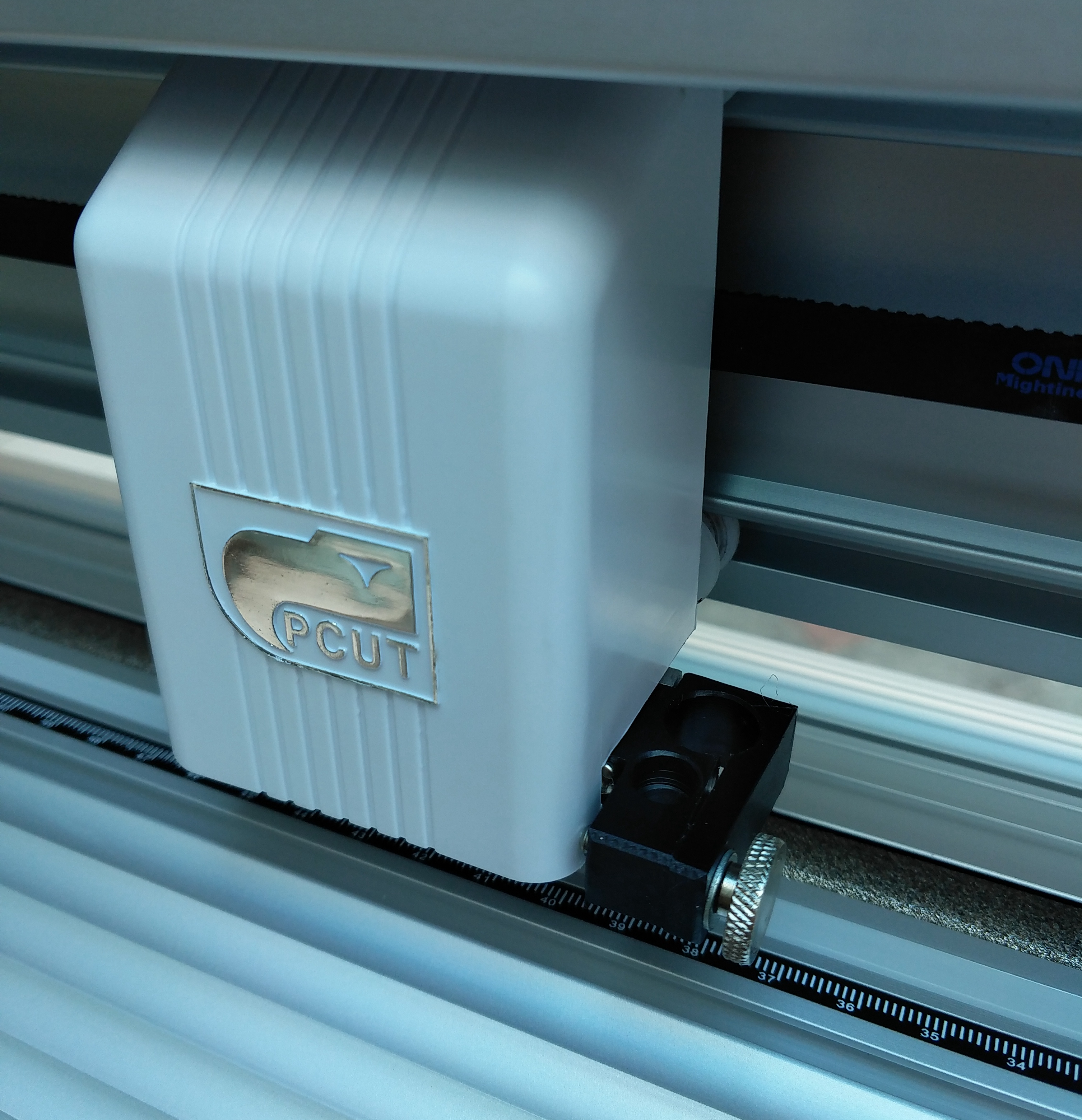 臺(tái)灣皮卡CT1200刻字繪圖機(jī)寬幅面硅藻泥刻花機(jī)