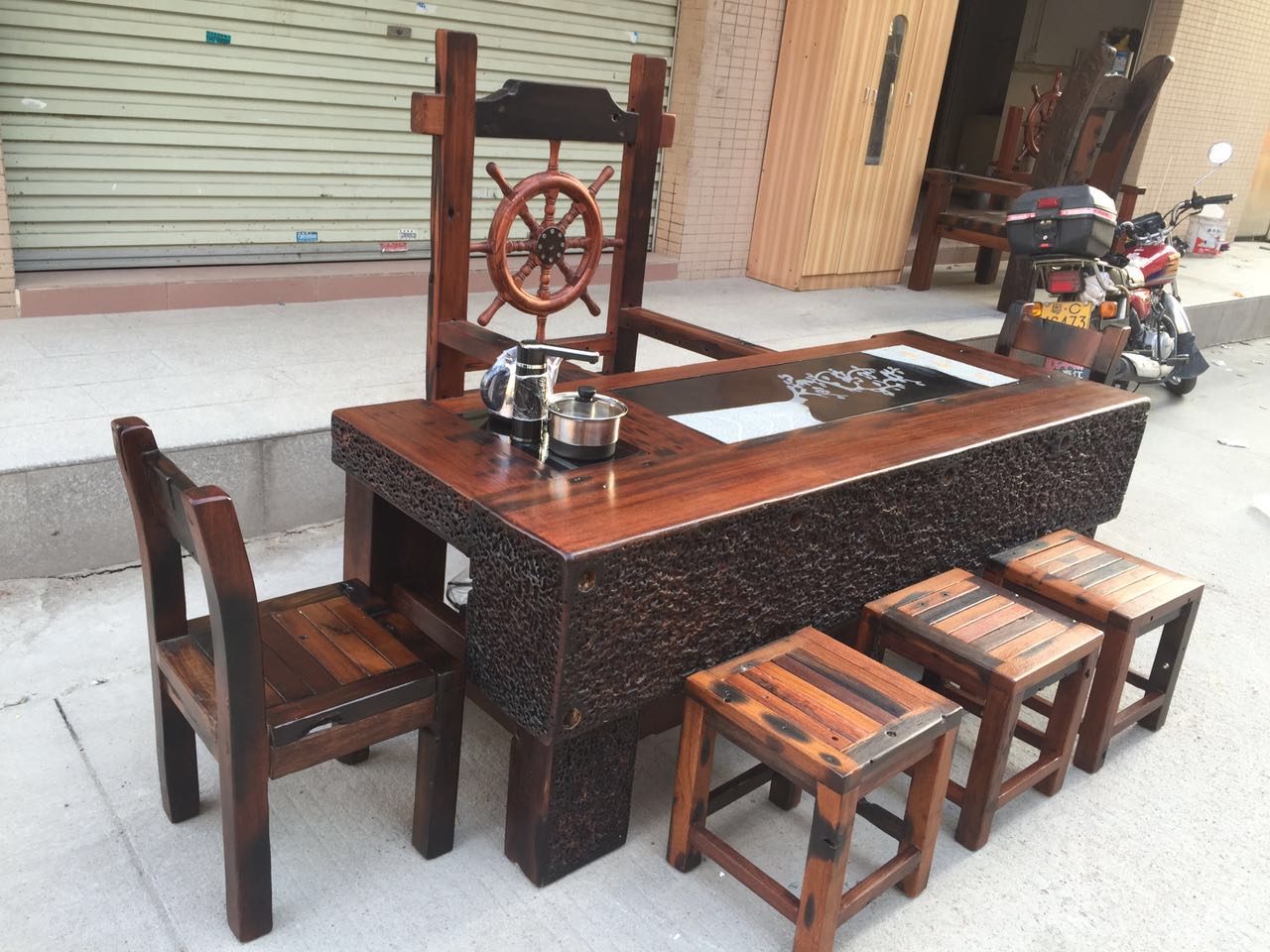 老船木龍骨茶桌