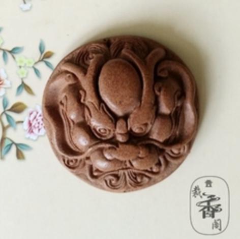 天然沉香木，品牌沉香，沉香手串，