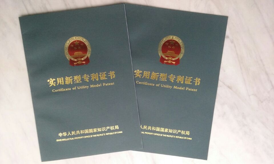 新型雞尾酒葡萄酒香檳威士忌冰鎮(zhèn)杯（不用加冰粒，酒就變冰鎮(zhèn)）