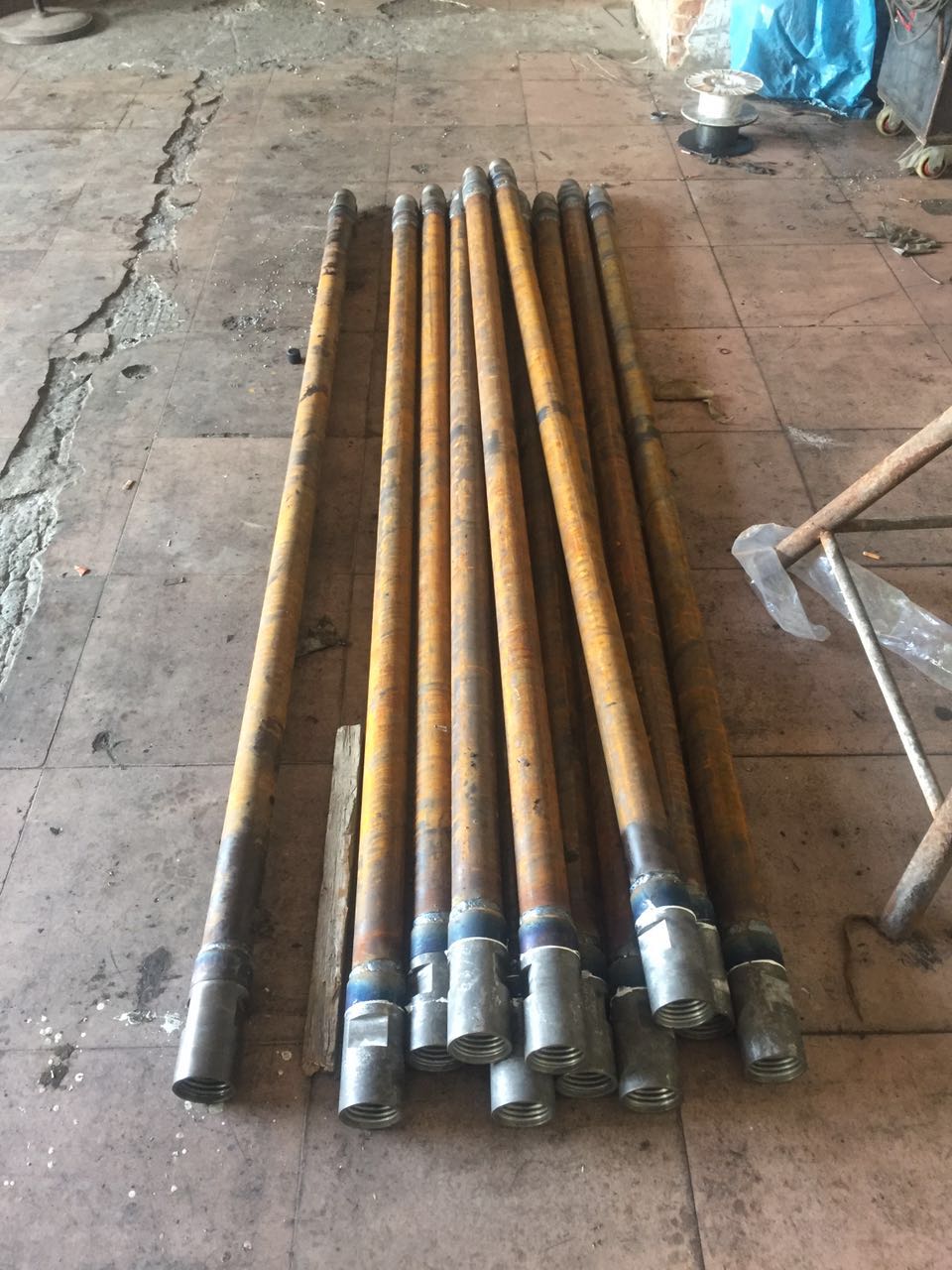 旋噴鉆機(jī),高壓旋噴樁,旋噴設(shè)備,沖擊器錘頭,天津聚強(qiáng)直銷中