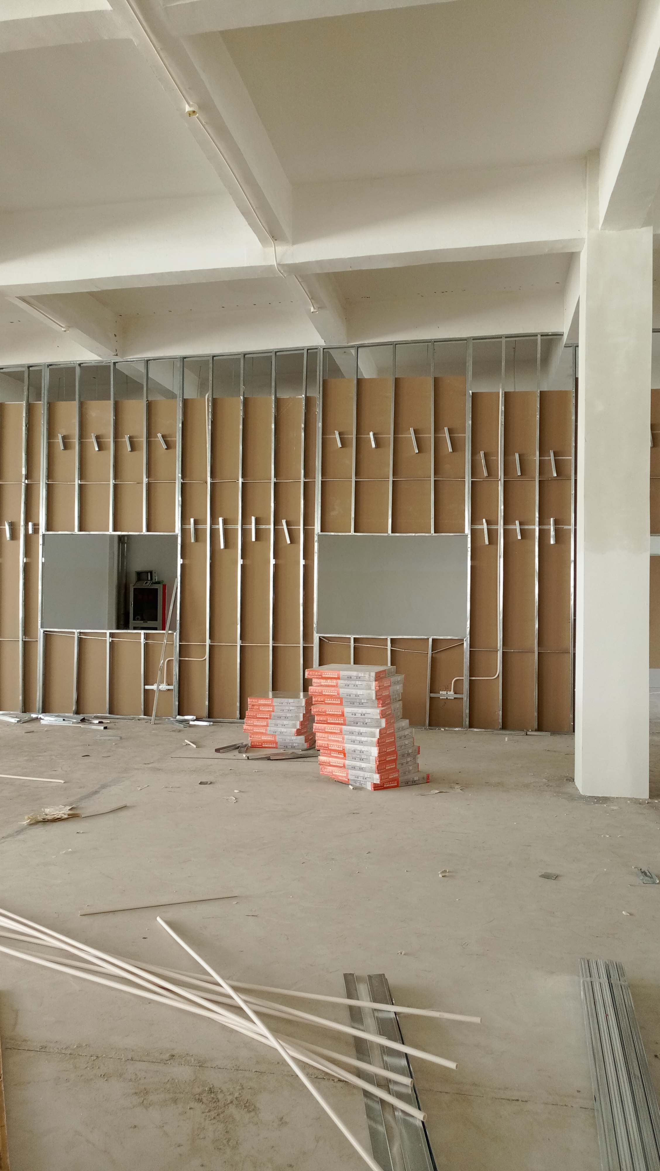 蘇州烤漆龍骨 蘇州烤漆龍骨規(guī)格 蘇州烤漆龍骨吊頂