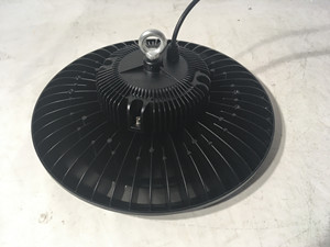?貴州安順LED防眩高頂燈100W 畢節(jié)LED三防燈 ? 貴陽LED防爆燈