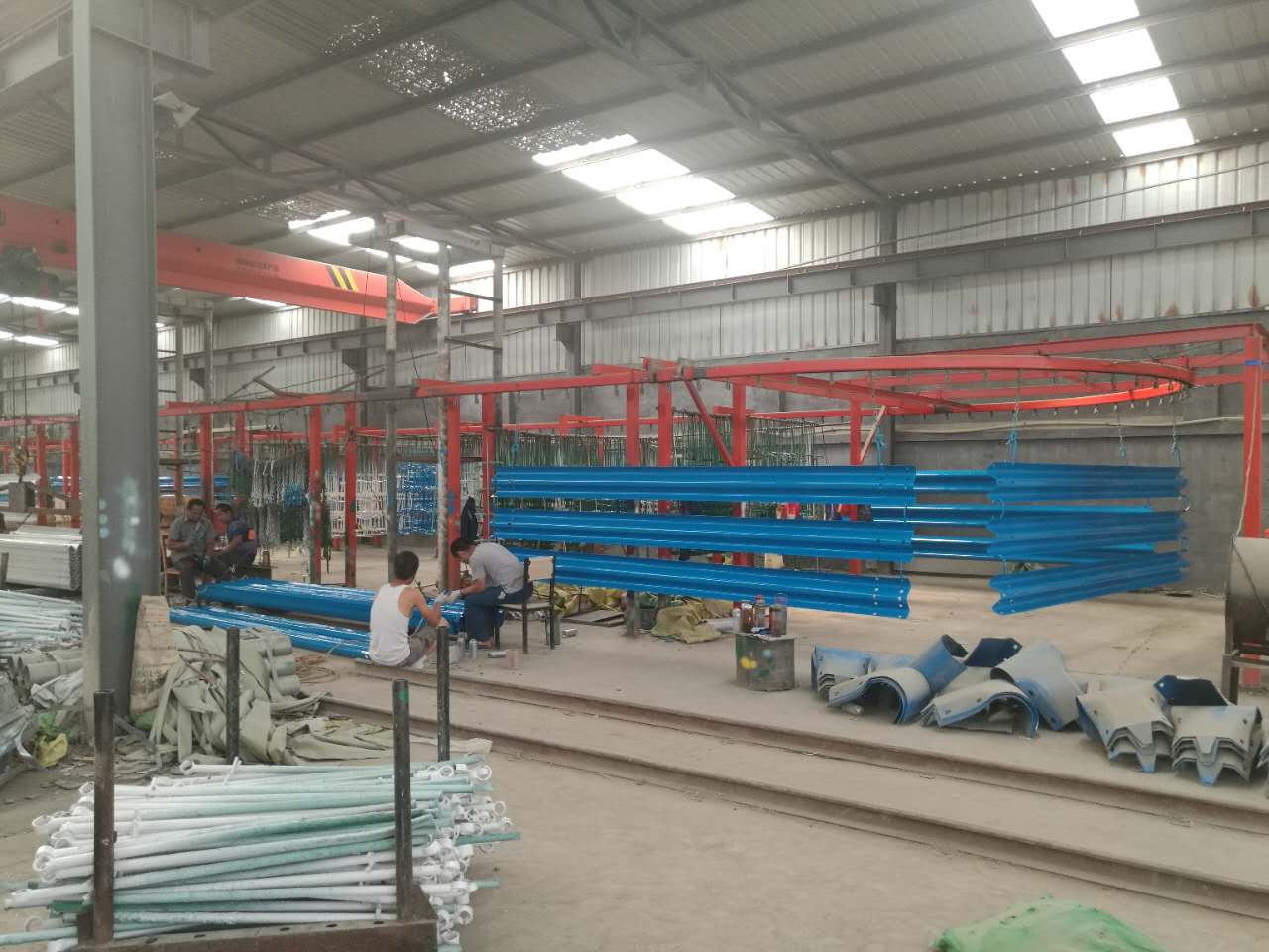 道路安保*GR-B-4E廠家直銷防撞高速公路波形護(hù)欄 熱鍍鋅護(hù)欄板 現(xiàn)貨供應(yīng)護(hù)欄板