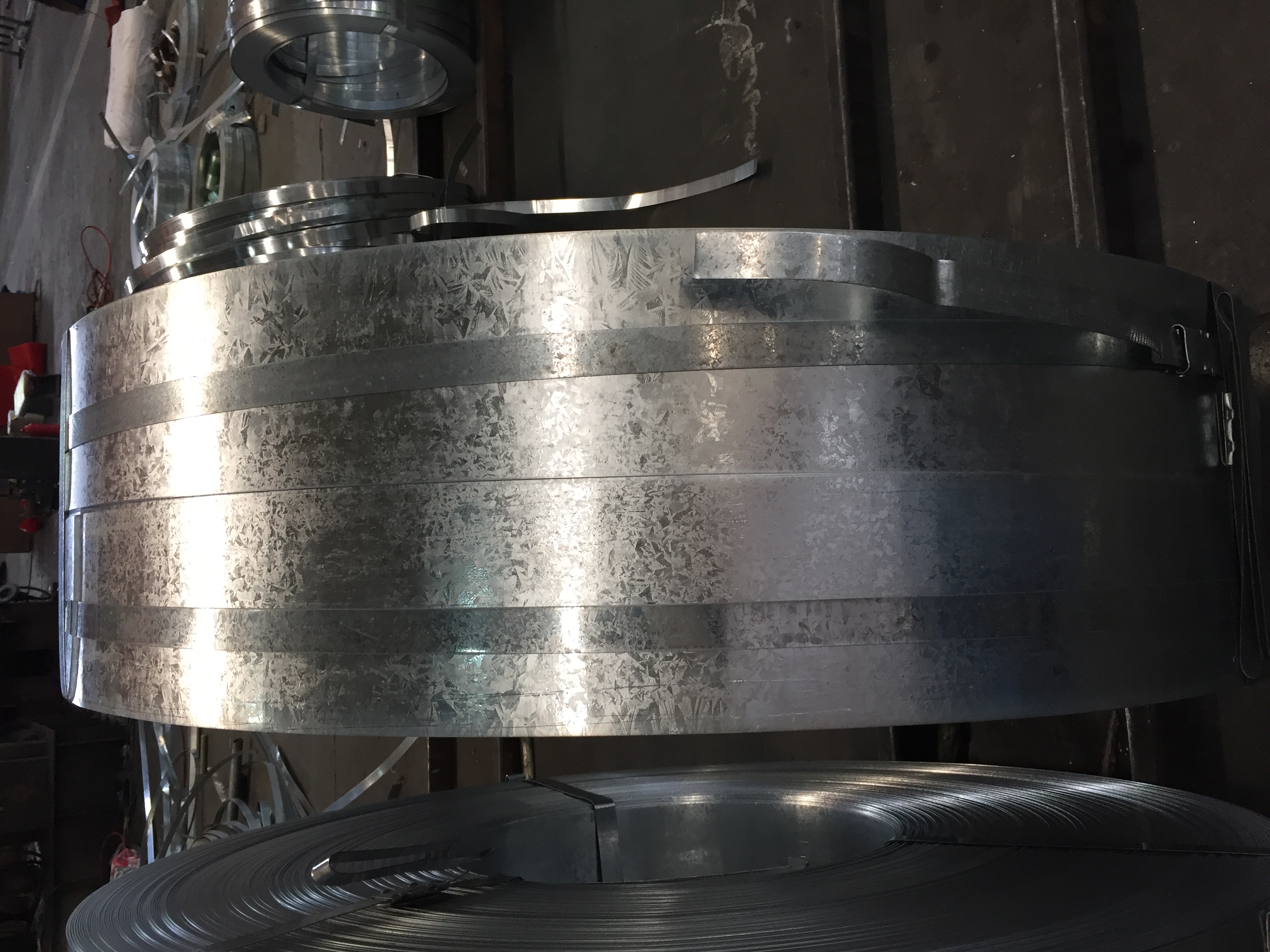 南京檁條用鍍鋅帶鋼熱鍍鋅鋼帶電話/ 南京哪有熱鍍鋅帶鋼