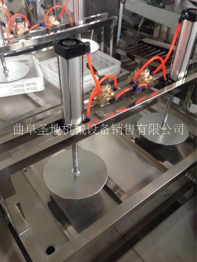 生產(chǎn)銷售全自動豆腐機 圖片 多功能豆腐機 花生豆腐機設(shè)備